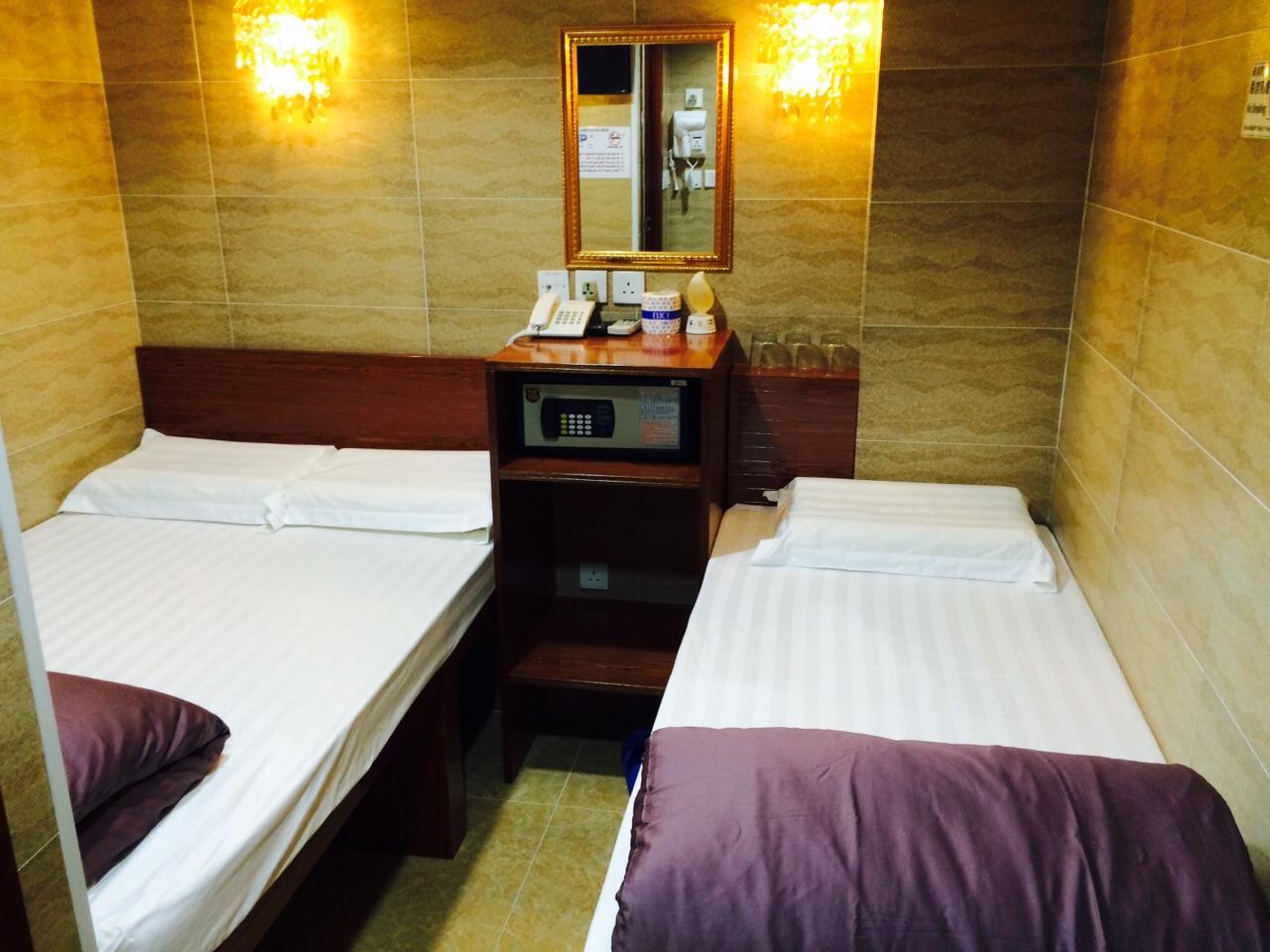 Valentine Guest House 23/50