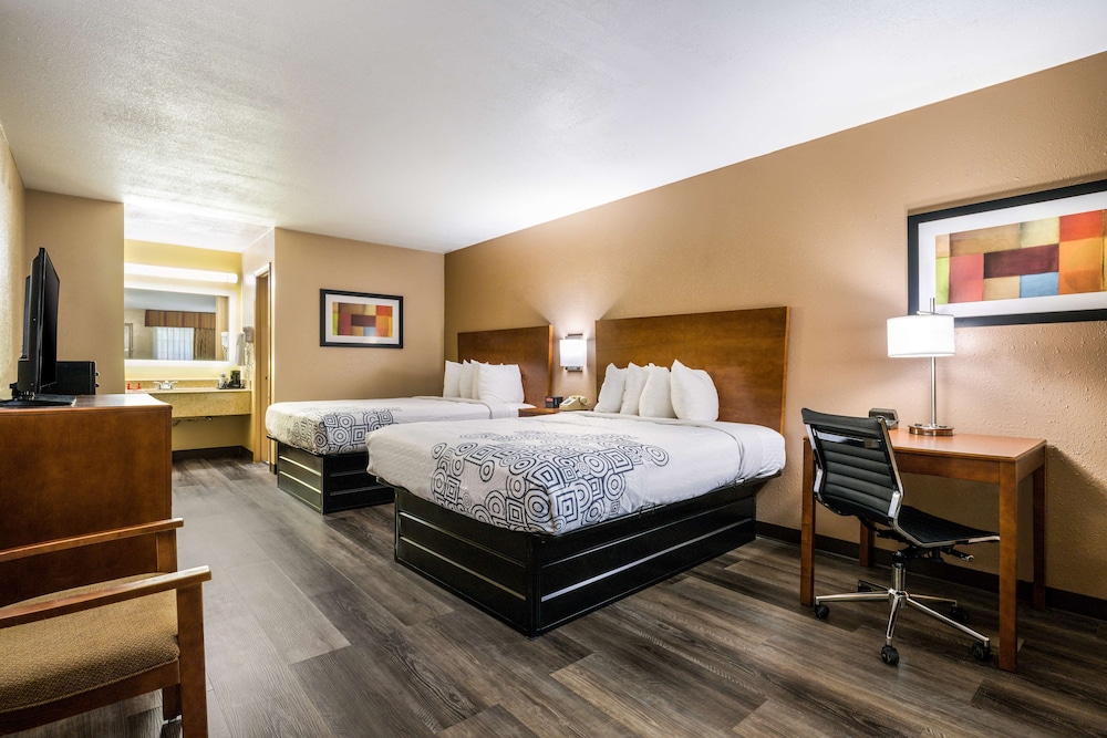 Surestay Plus Hotel By Best Western Poteau 20/36