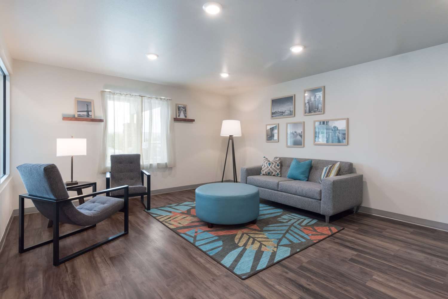 WoodSpring Suites Philadelphia Northeast 17/21