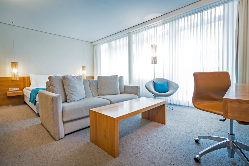 Lindner Hotel Berlin Ku'damm, part of JdV by Hyatt 49/67
