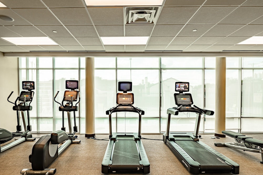 SpringHill Suites by Marriott Dallas Central Expressway 10/15