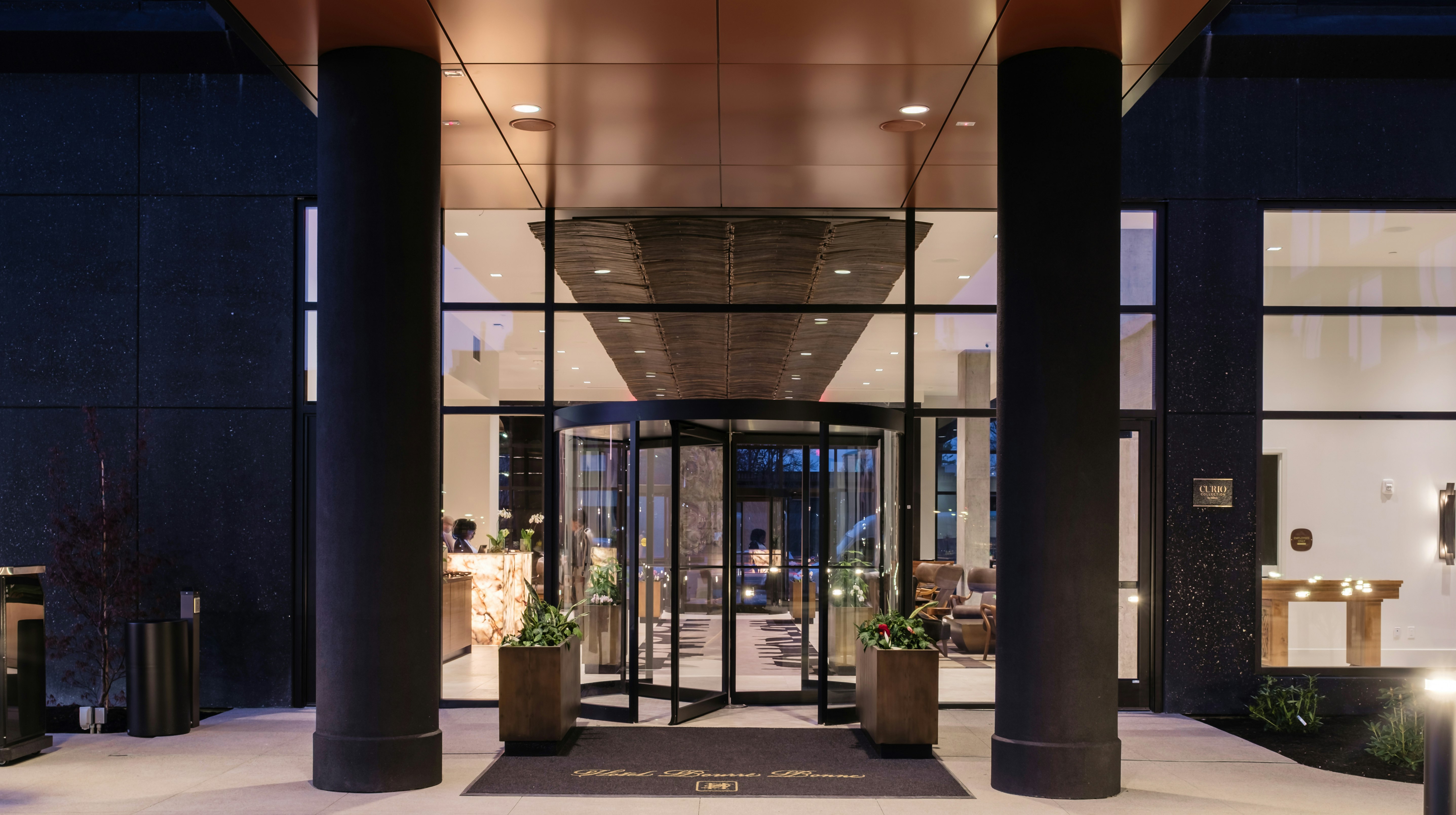 Hotel Bourre Bonne Louisville, Curio Collection by Hilton 6/56