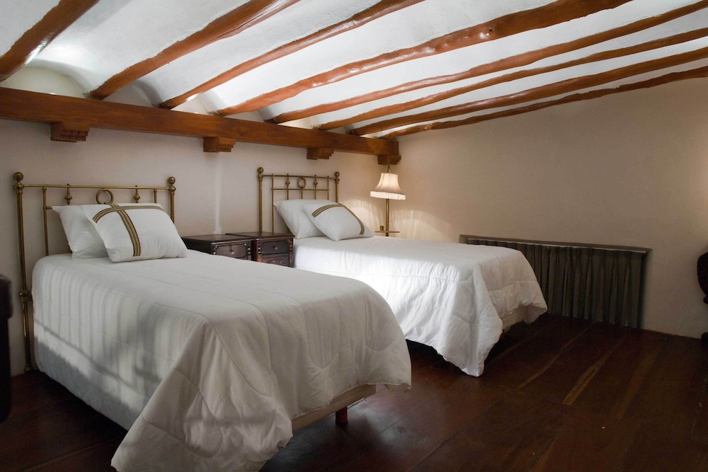 HACIENDA NOC-AC HOTEL & SPA 10/50