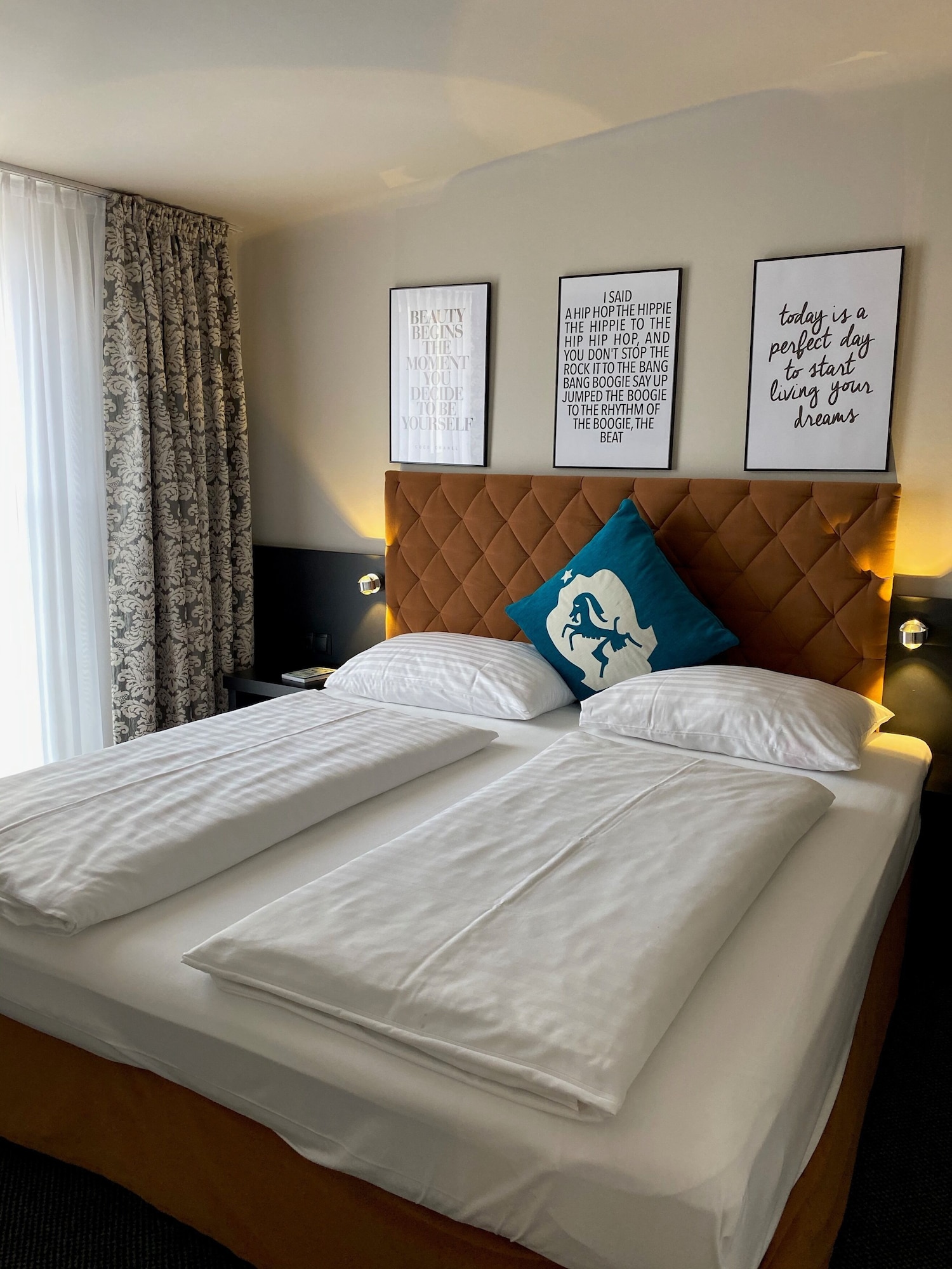 SUPERIOR, DOUBLE BED