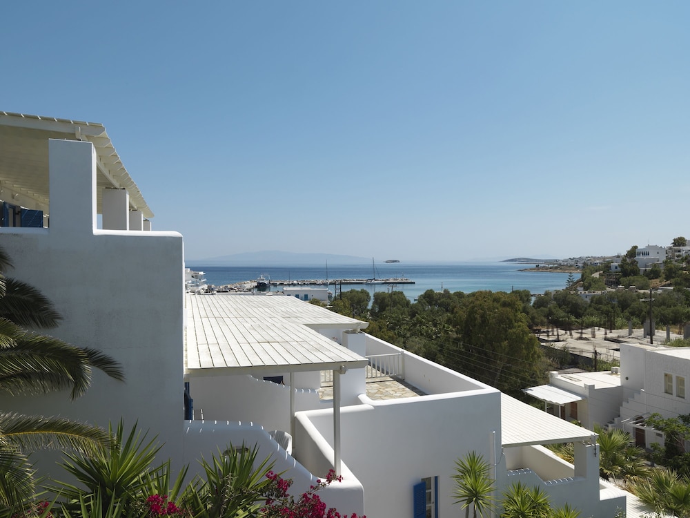 Aloni Hotel Paros 44/50