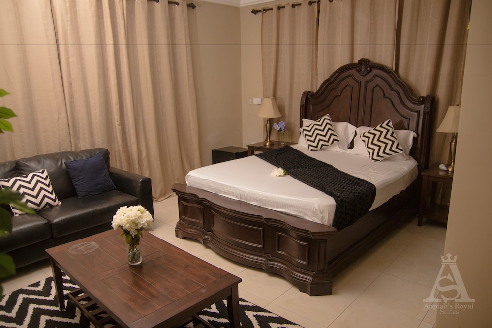 Appiah's Royal Suites 10/45