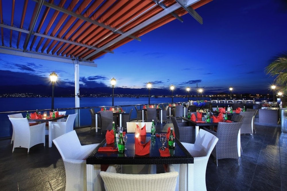 Swiss-Belhotel Silae Palu 55/73