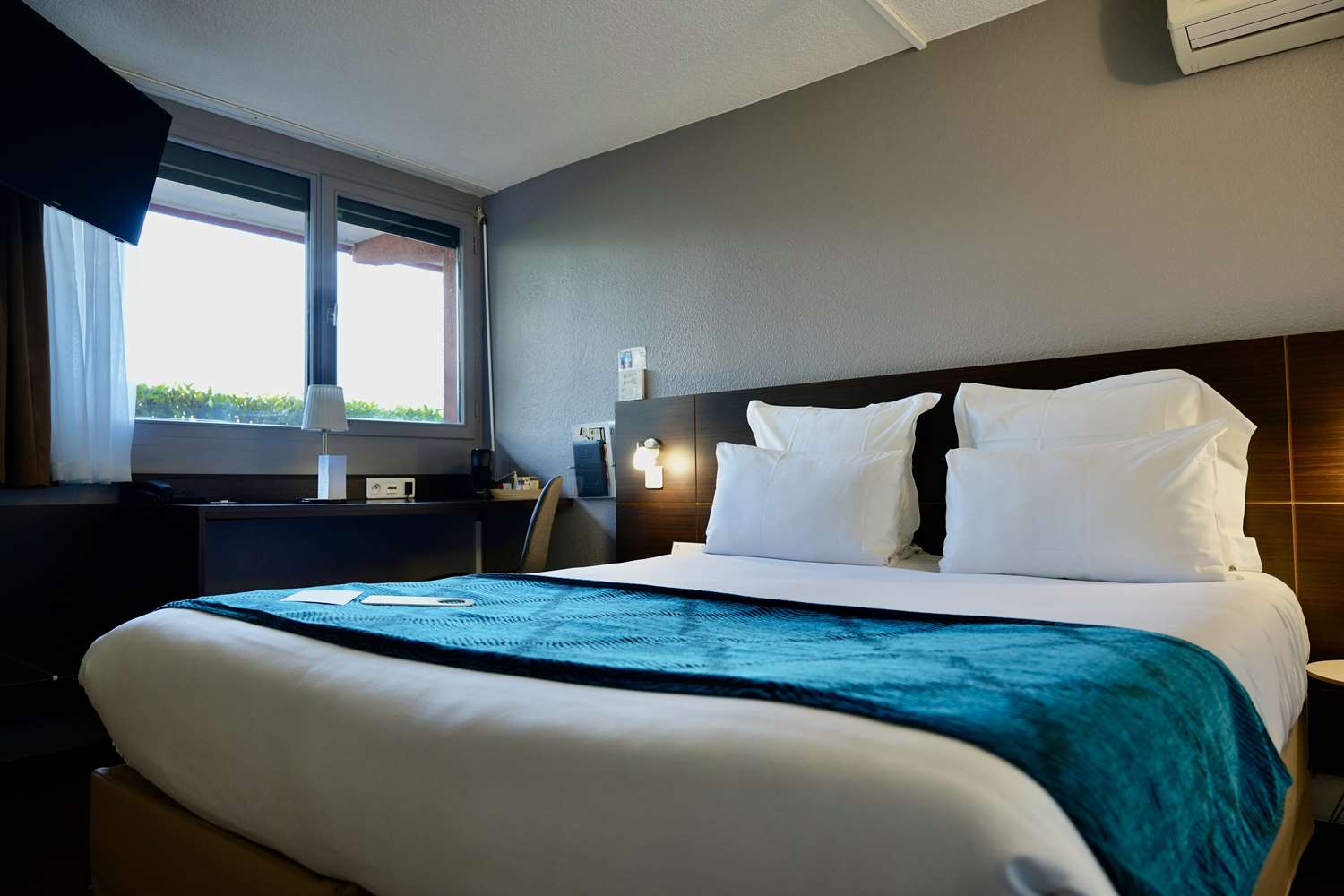 Sure Hotel by Best Western Biarritz Aeroport 2/23