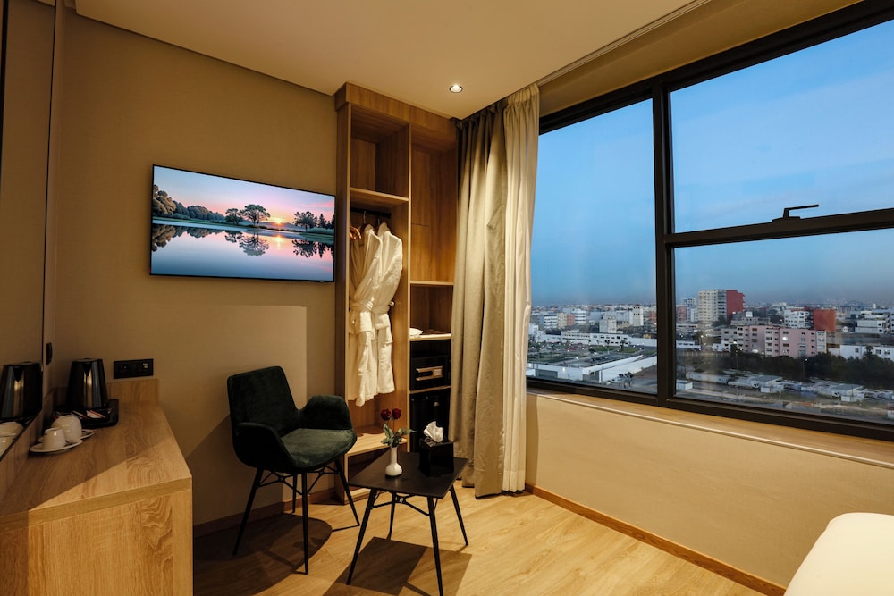 ADAY Hotel Casablanca 56/60