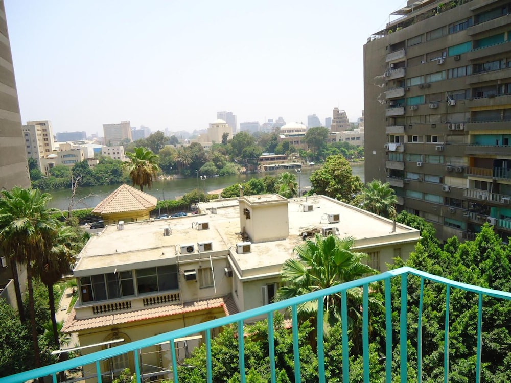 Pharaohs Hotel in GIZA