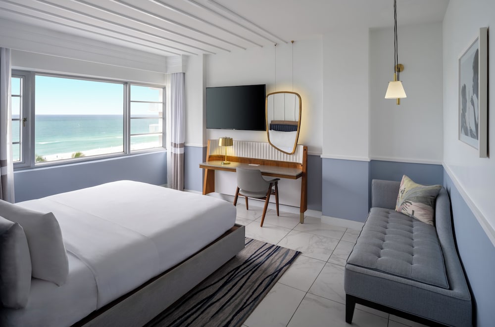 1 Bedroom, Suite, Balcony