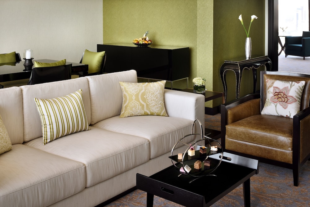 Pullman Colombo City Centre 24/70