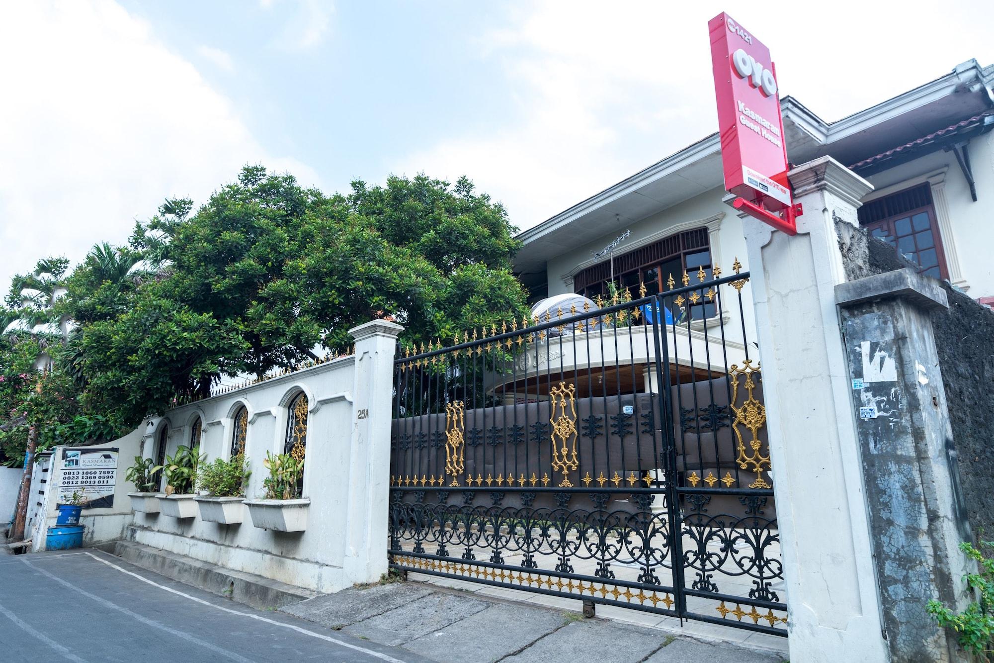 OYO 1421 Kasmaran Guest House Syariah 2/32