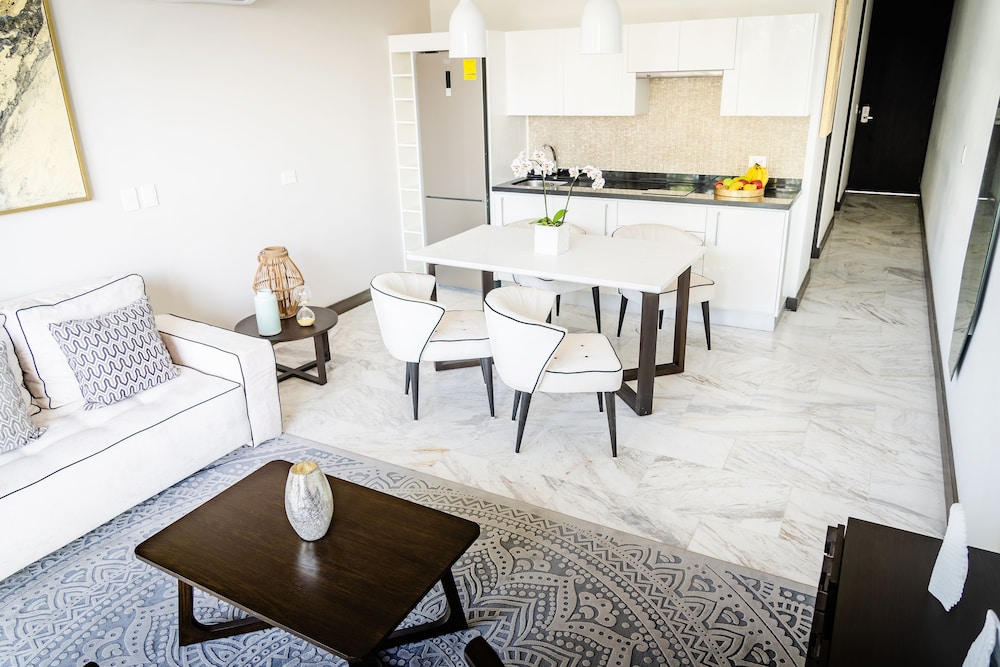 Serenity Hotel Boutique 58/70