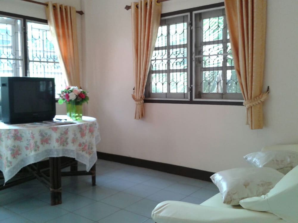 Santipran Place 37/55