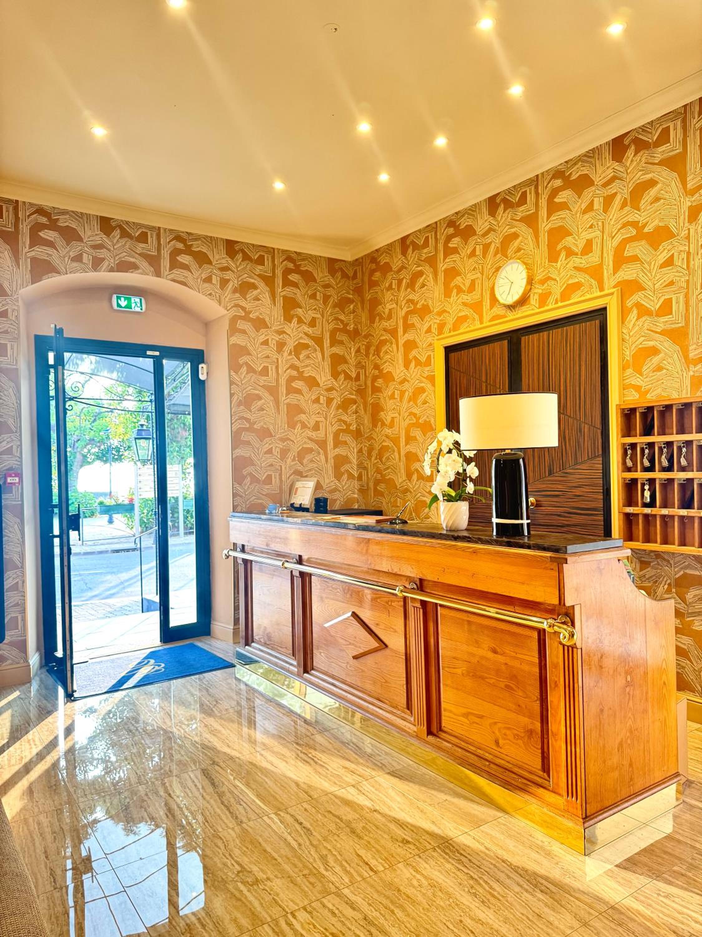 Hotel Restaurant Christophe Colomb 6/50