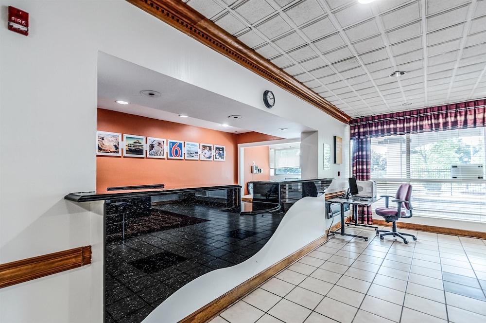 Lobby at Motel6 Dumfries, VA, DUMFRIES - VA