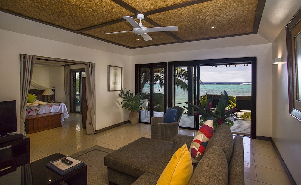 Rendezvous Villas 10/17