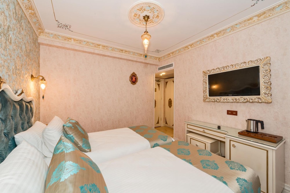 Hotel 1453 32/60