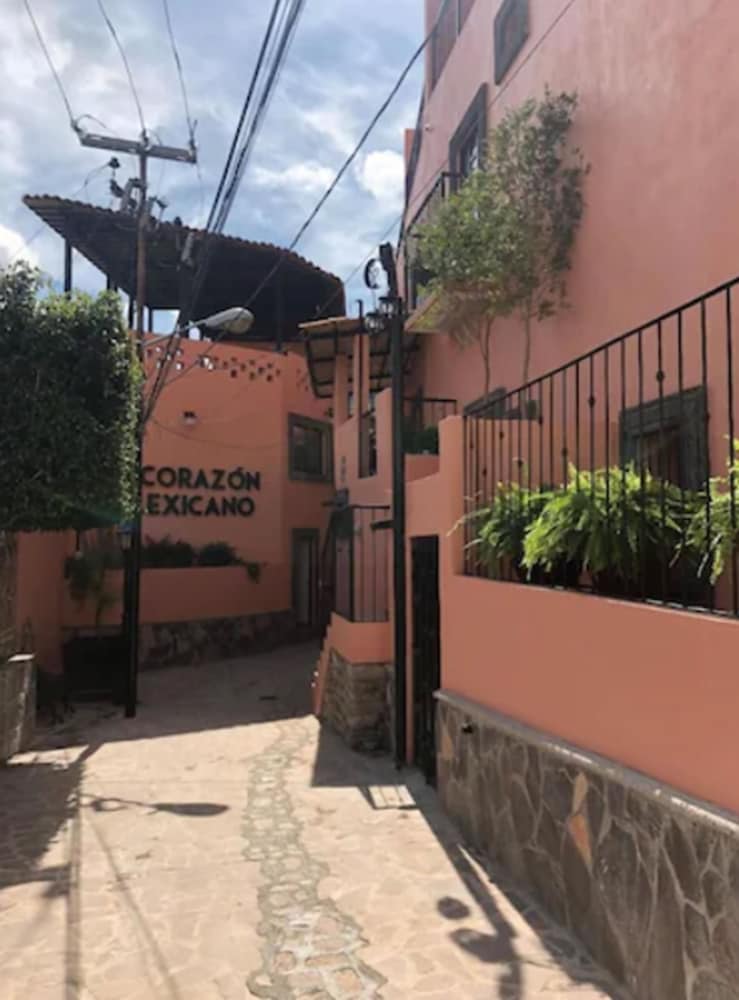 Hotel Corazon Mexicano 46/49