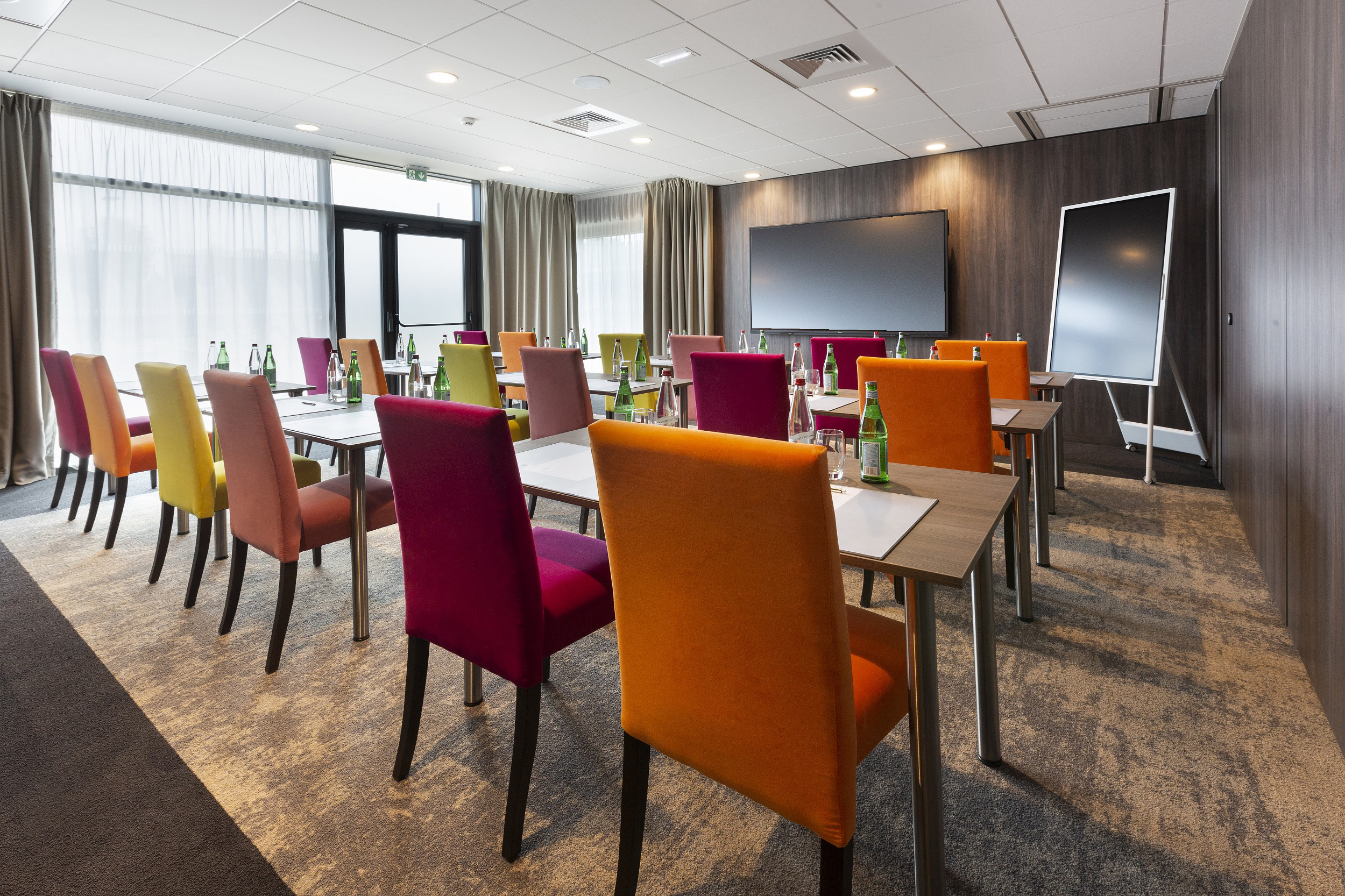 Hotel Roi Soleil Prestige Plaisir - St Quentin 30/39