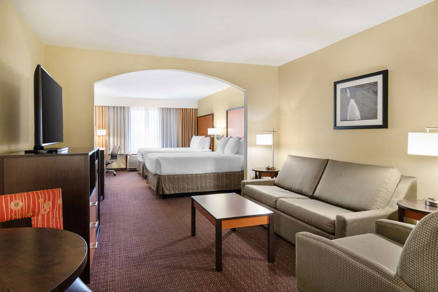 Best Western Cascade Inn & Suites 44/54