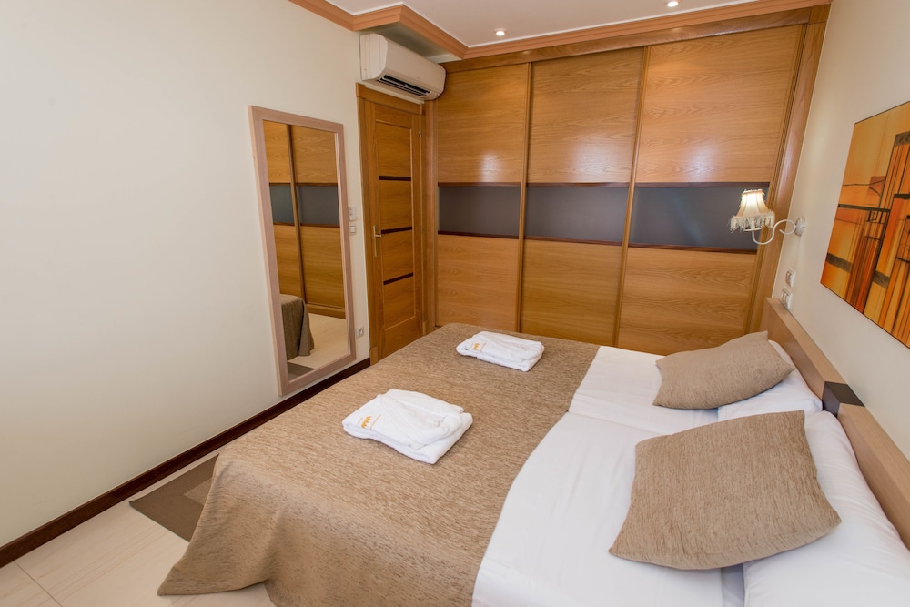 Mediterraneo Real Apartments 12/50