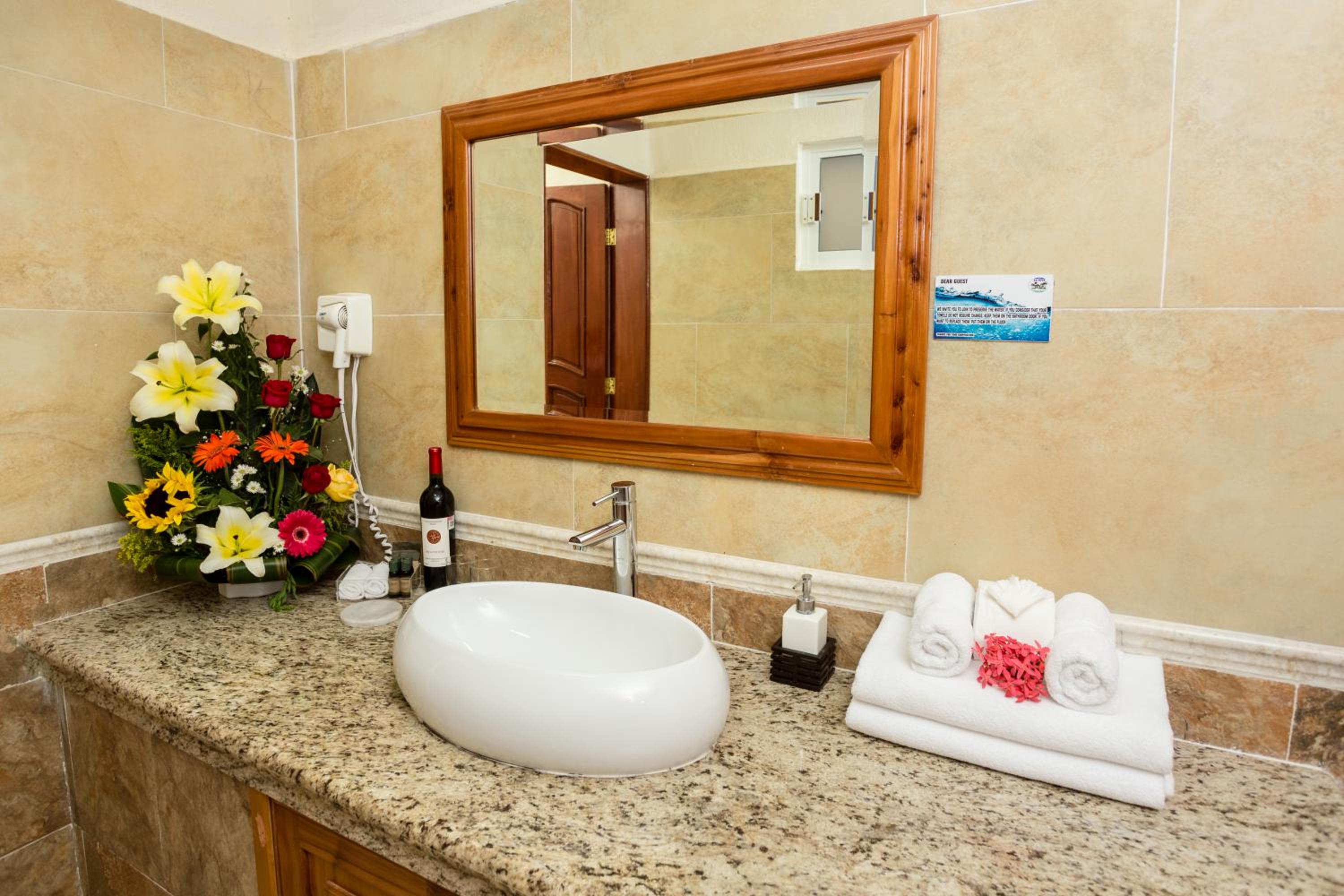 Hotel La Joya 49/51