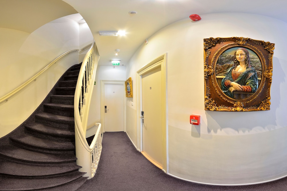 Boutique Hotel La Belle Vue 25/50