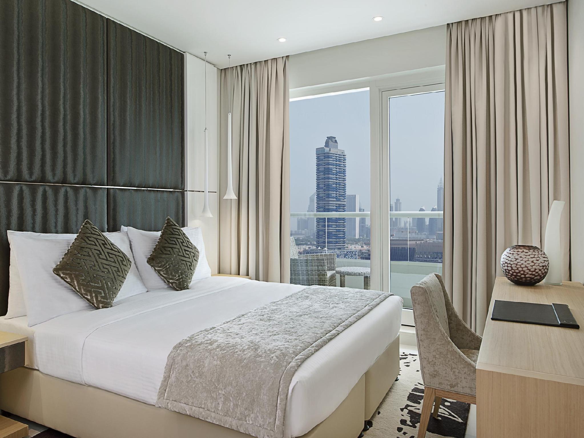 One Bedroom Suite Downtown View