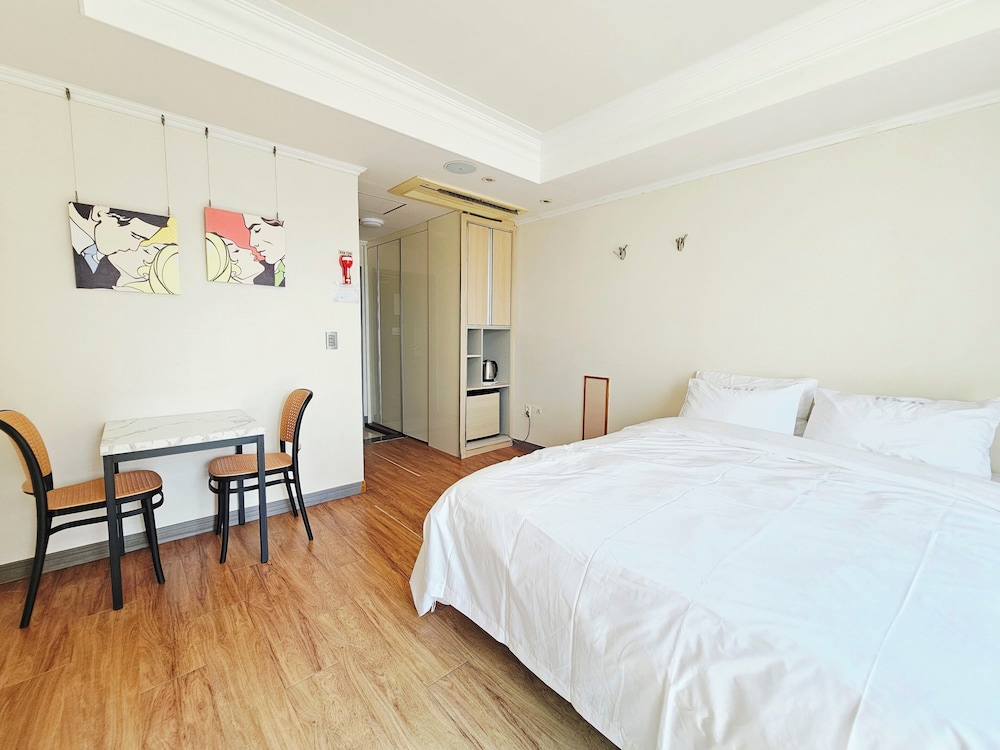 STANDARD, DOUBLE BED