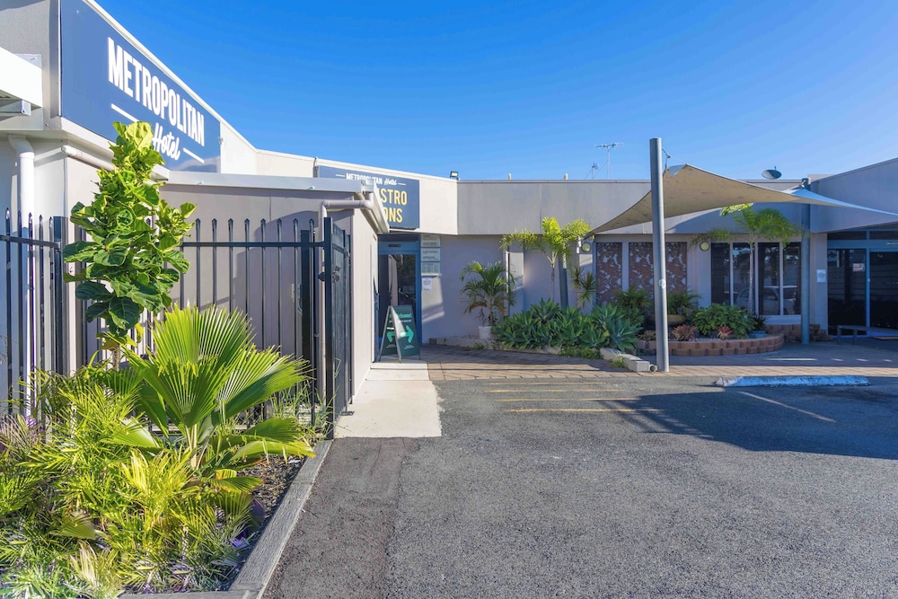 Metropolitan Hotel Mackay 31/35