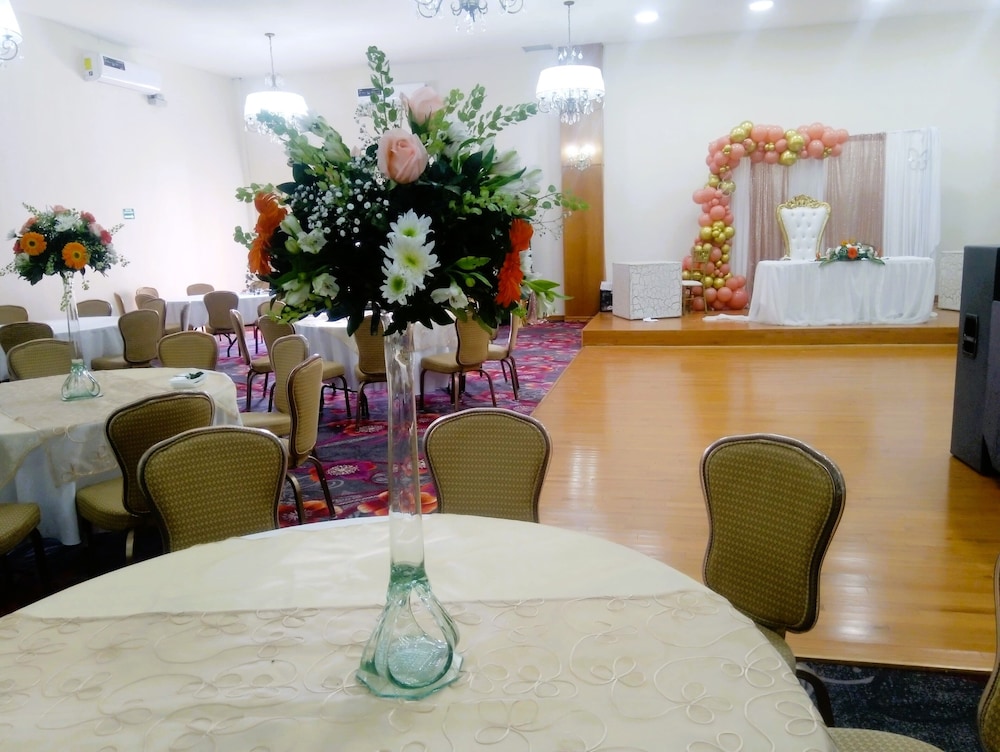 Los Cedros Hotel Inn Nuevo Casas Grandes 31/50