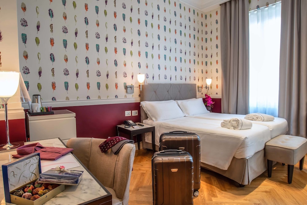 Damaso Hotel 24/40