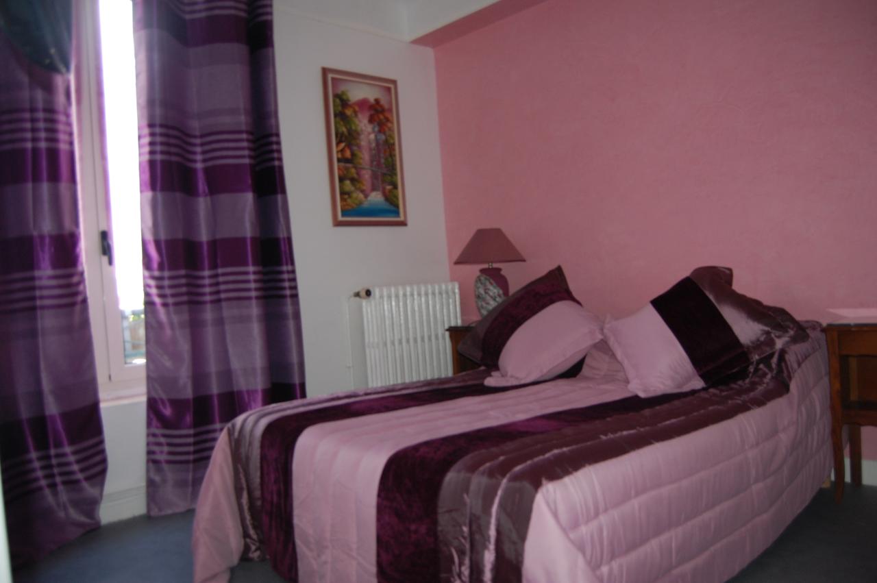 HOSTELLERIE DU GRAND SULLY 7/17
