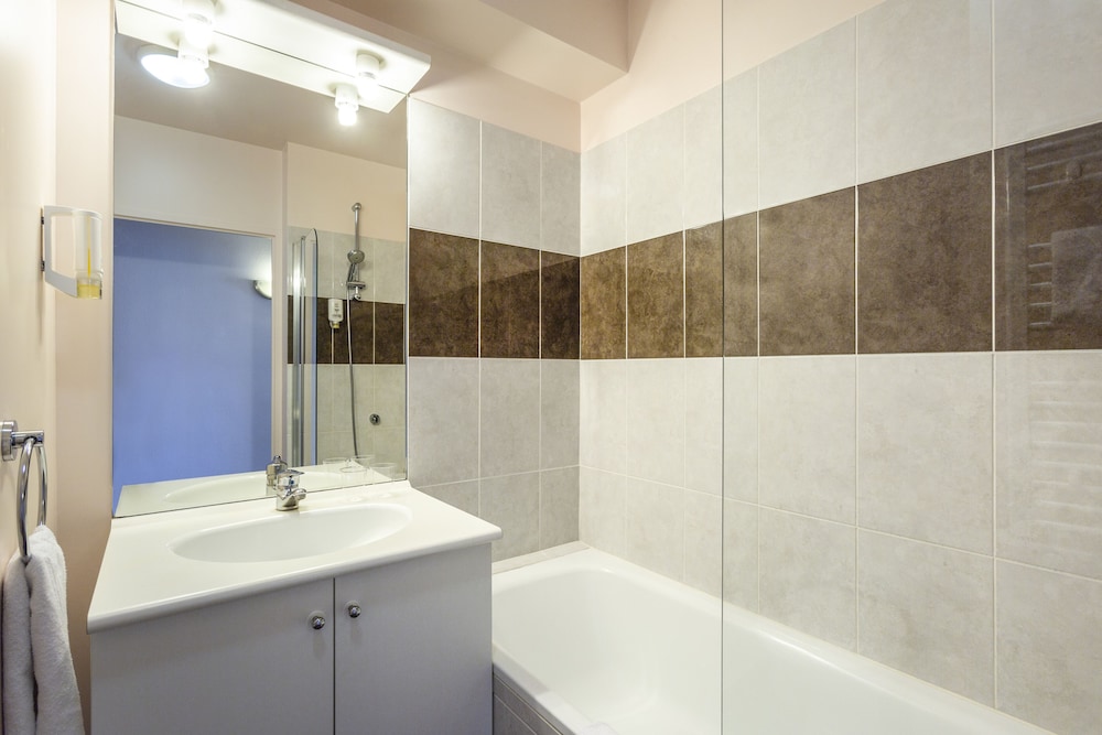 Adagio Access Carrieres Sous Poissy 48/48