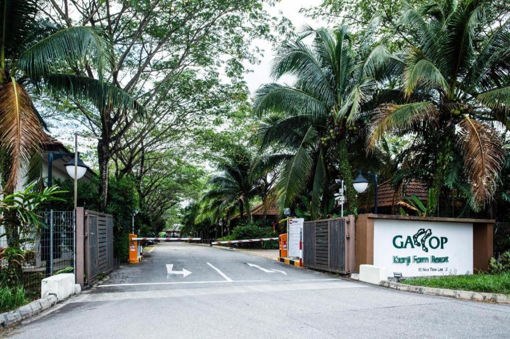 Kranji Sanctuary Resort 64/68
