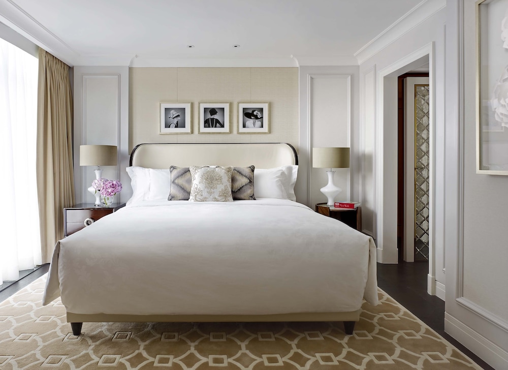 The Langham Hong Kong 17/75