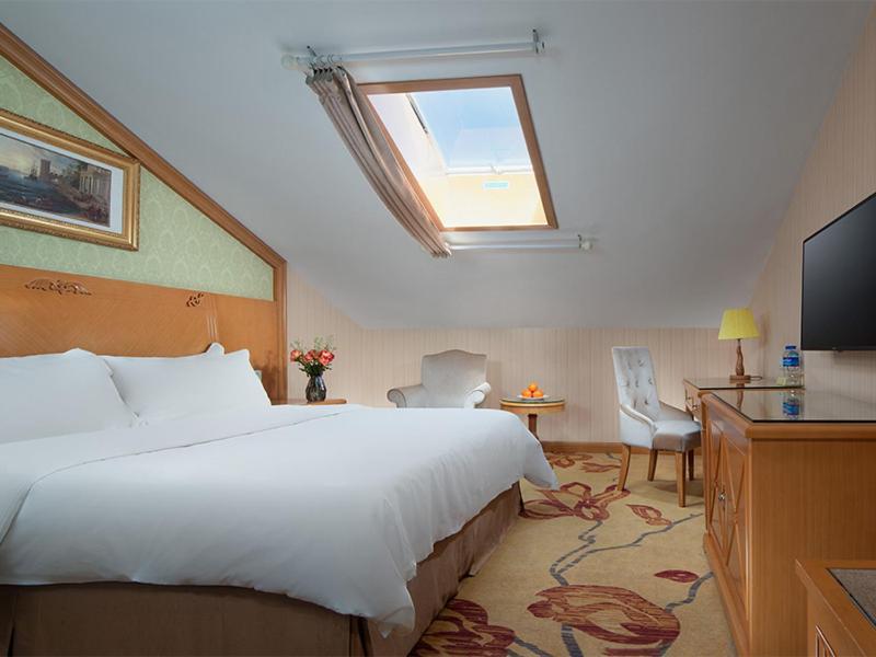 Vienna International Hotel (Lijiang Yuxue Avenue) 19/35