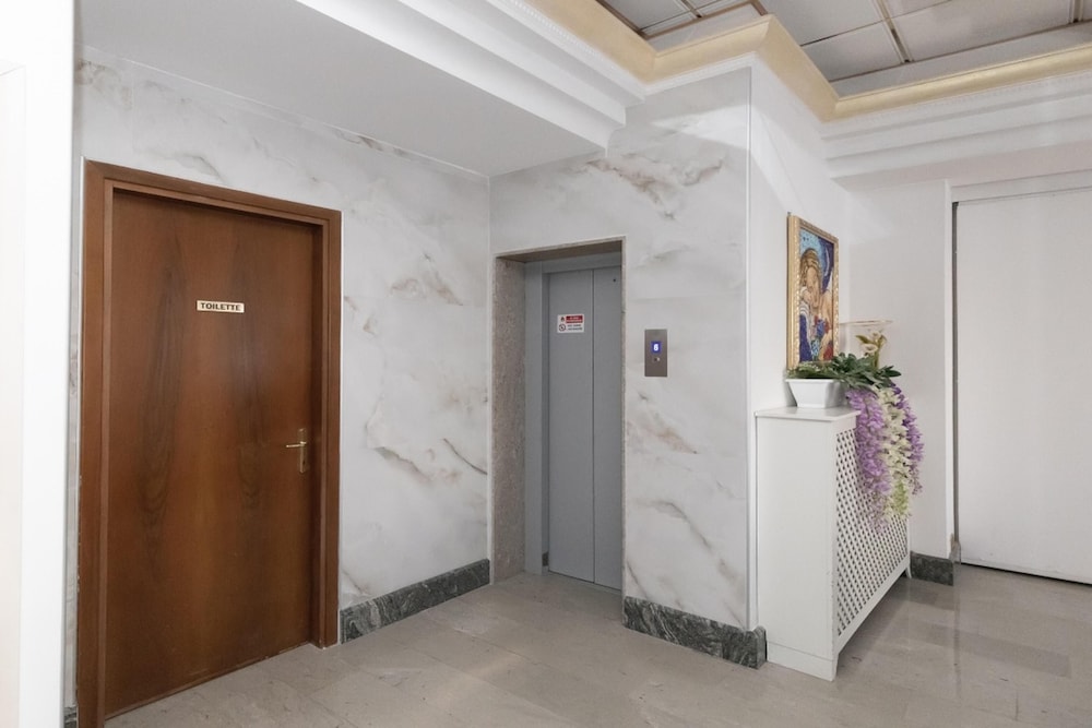 Hotel Excelsior 4/38