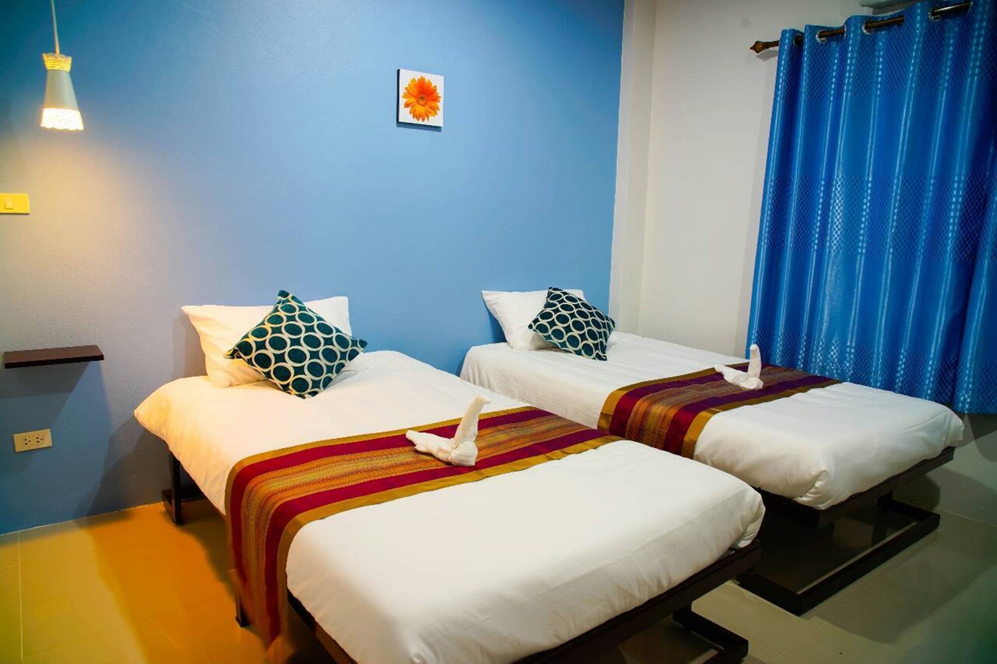 STANDARD, TWIN BEDS