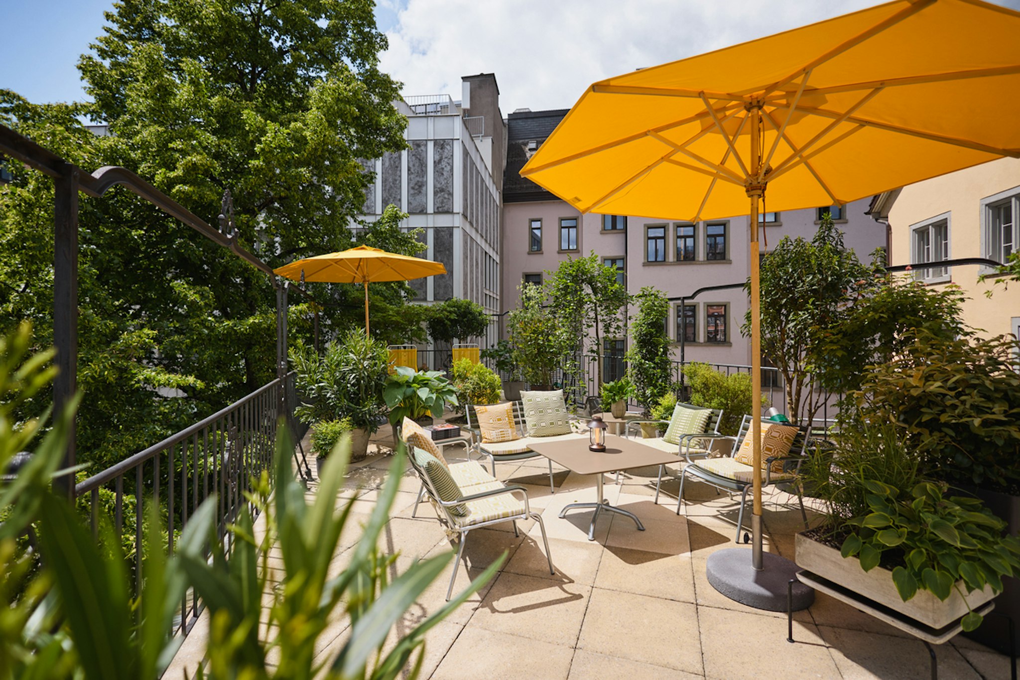 Widder Hotel 85/92