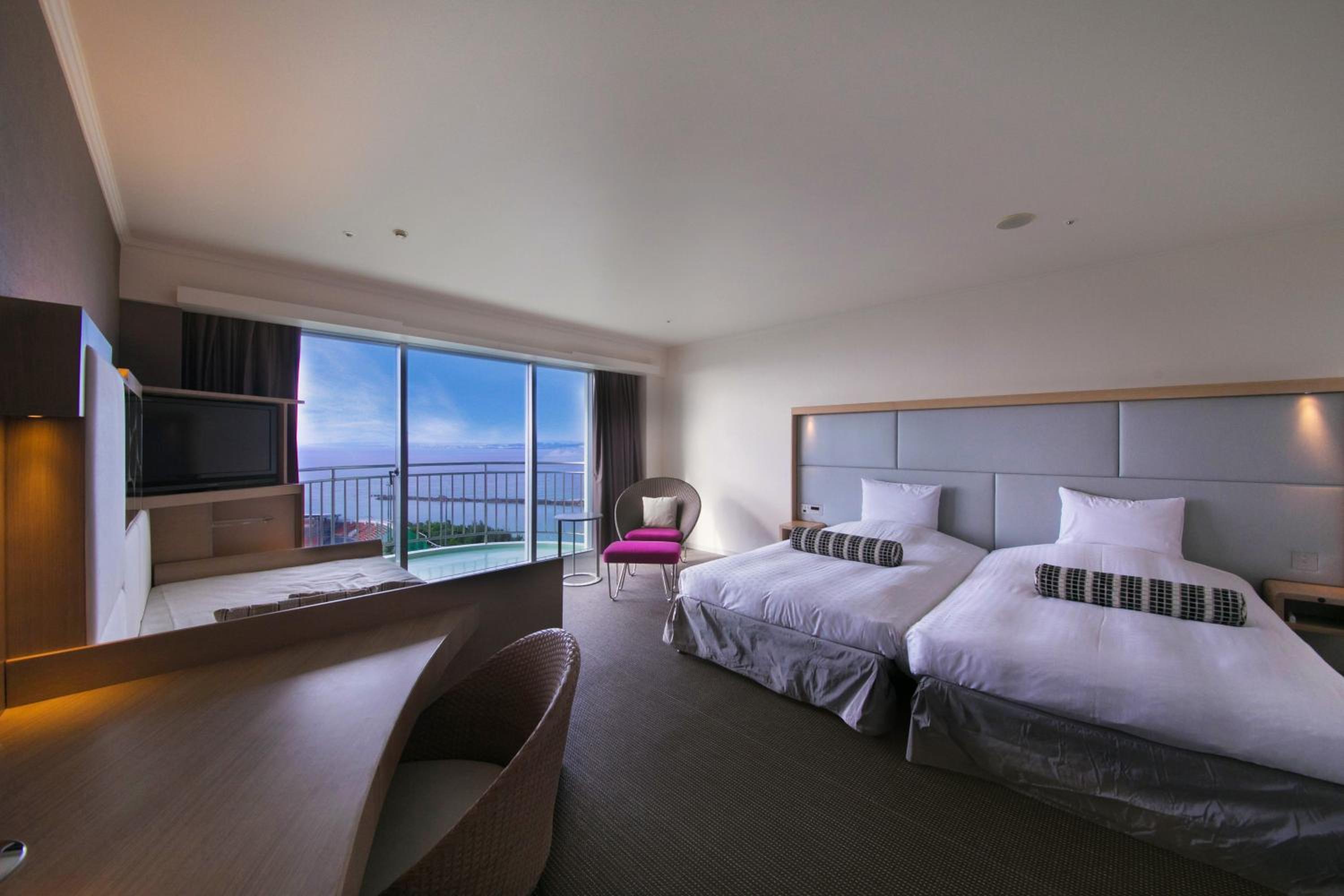 Superior, Twin Beds, Main Building