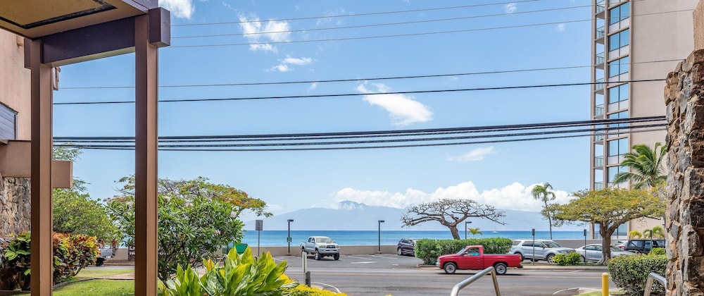 Kahana Villa 9/72