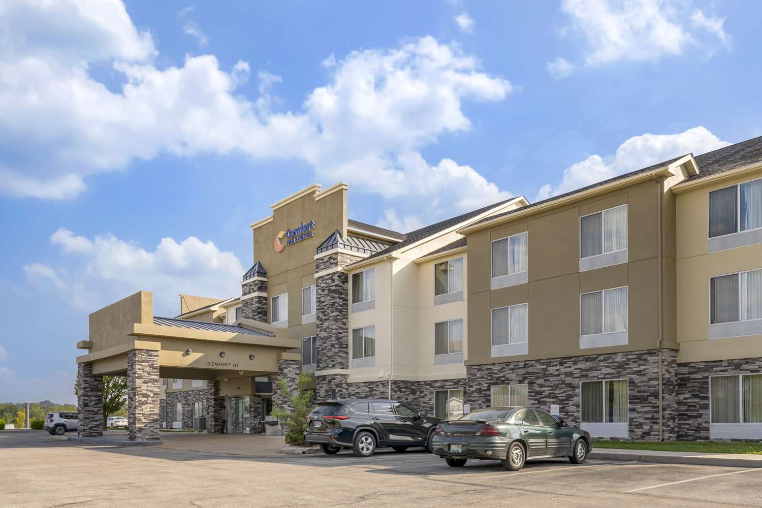 Comfort Inn & Suites Berea, KY 39/40
