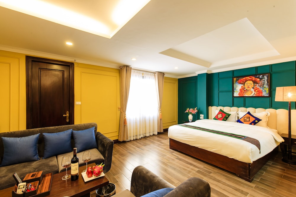 Sapa Clover Hotel 7/23