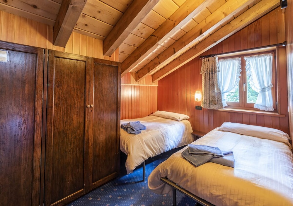 Hotel Santa San 34/69