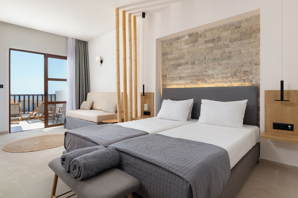 Room at Costa Lindia Beach, Lardos
