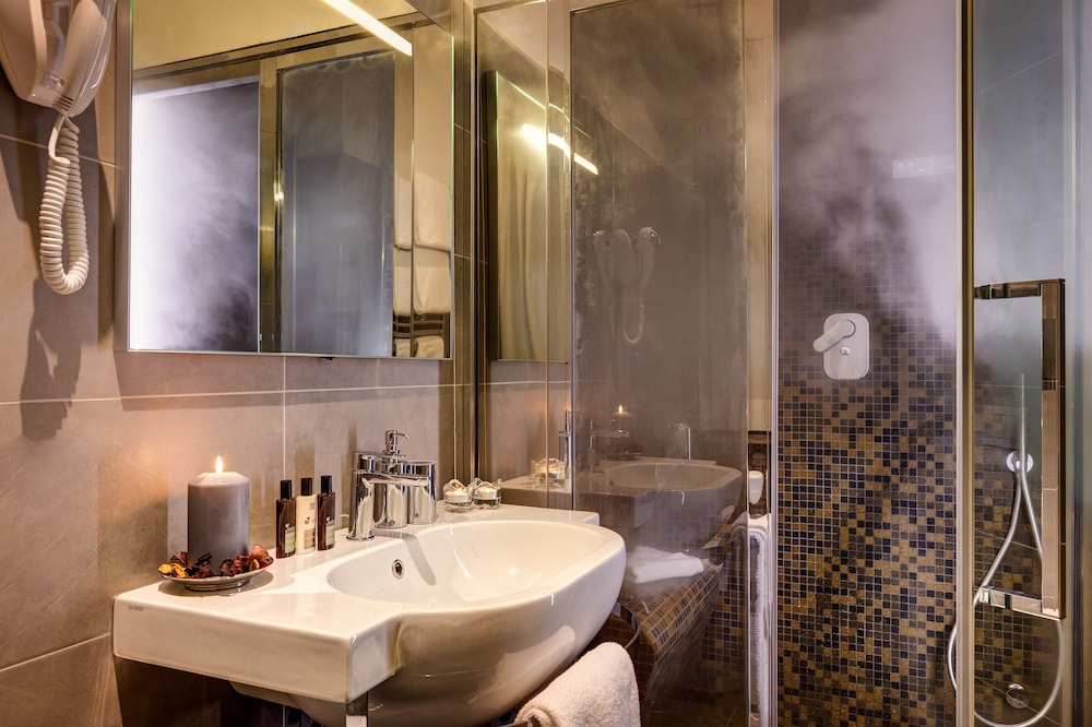Dharma Style Hotel & Spa 46/50