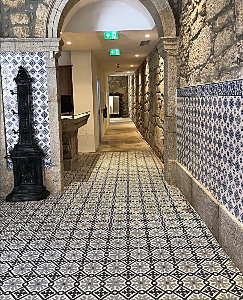 Caleway Hotel 20/37